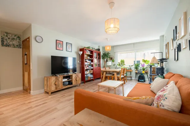 VENTA PISO CON TERRAZA Y GARAGE - foto 4