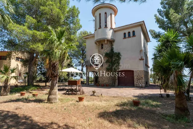 Finca rústica con encanto en Riudecanyes - foto 5