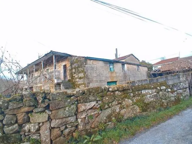 CASA A REFORMAR EN AMOEIRO A 9 KM DEL CENTRO DE OURENSE - foto 2