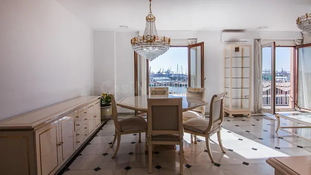 Piso con vistas al mar en La Marina de Valencia — 15
