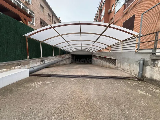 Conjunto de 20 plazas de parking y 1 trastero. IVA DEDUCIBLE