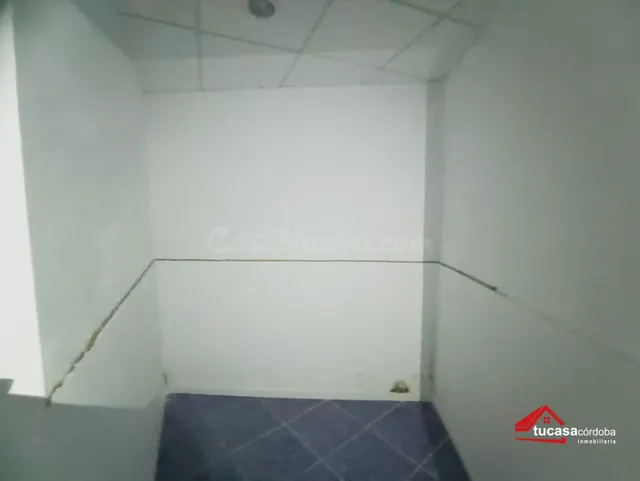 ¡Local totalmente reformado en Valdeolleros, listo para come - foto 2