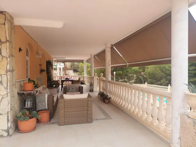 Venta de Chalet en zona Bon Lloc — 48