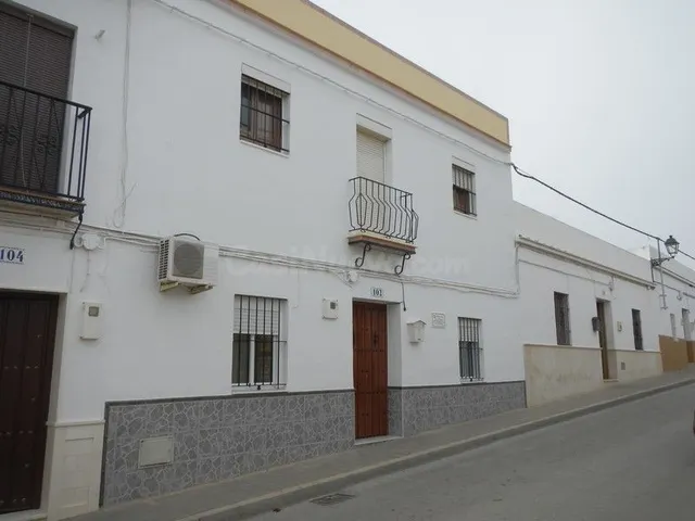 Casa-Chalet en Venta en Lantejuela, La Sevilla