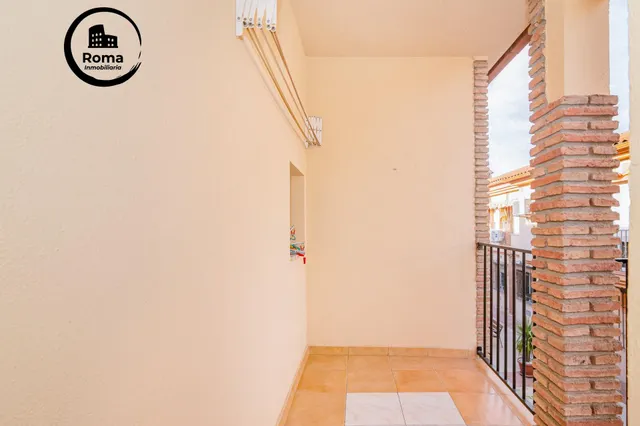 OPORTUNIDAD EN VENTA DE CASA ADOSADA DE 3 DORMITORIOS EN VEGAS DEL GENIL — 4
