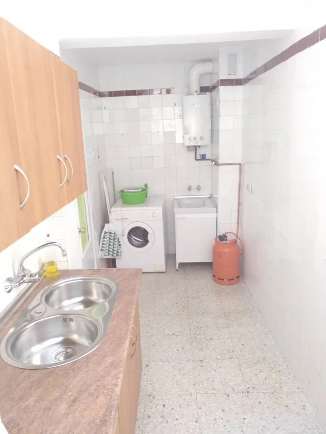 SE ALQUILA PISO PARA ESTUDIANTES — 9