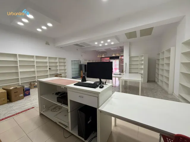 Local comercial en el centro de Badajoz — 17