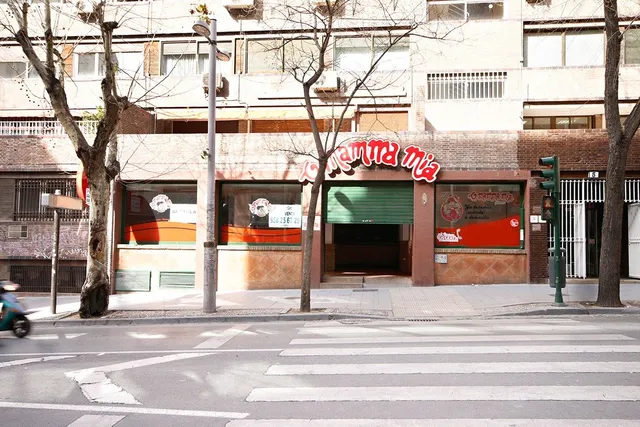 ¡Oportunidad! Local comercial uso de Restaurante. — 20