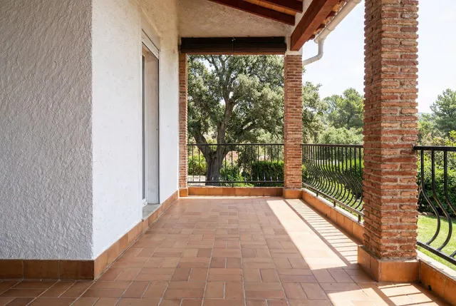 GRAN CHALET CON VISTAS AL MAR, PARCELA DE 1.218 m2 Y ENTORNO PRIVILEGIADO !! — 39