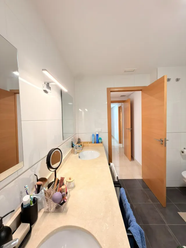 Estupendo piso para entrar a vivir. Zona Benisaudet. — 25