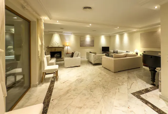 Chalet 7 habitaciones 958m² en venta - Marbella — 3