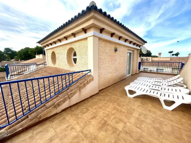 Casa 3 habitaciones 105m² en venta - Altos de Campoamor - foto 3