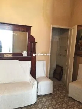 CASA SEÑORIAL CÉNTRICA CON PATIO, JARDÍN, PISCINA, BUHARDILLA.... — 15