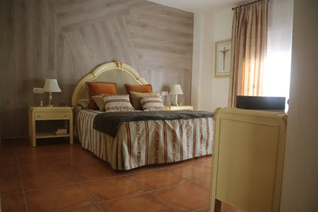 se vende casa adosada en el centro a tan solo 150 metros de la playa — 15