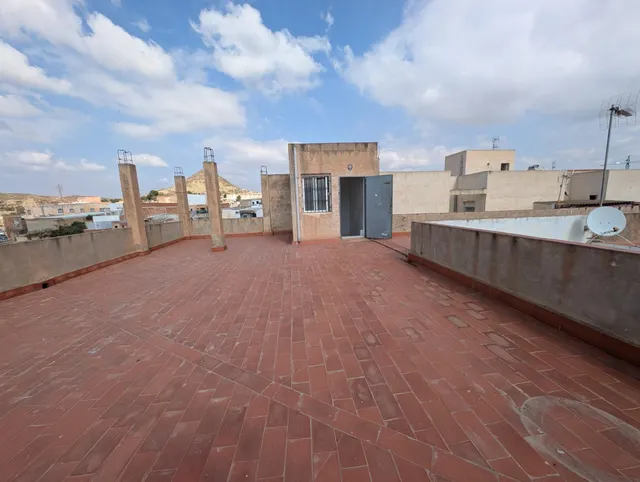 Se vende casa de dos plantas en Vera pueblo — 22