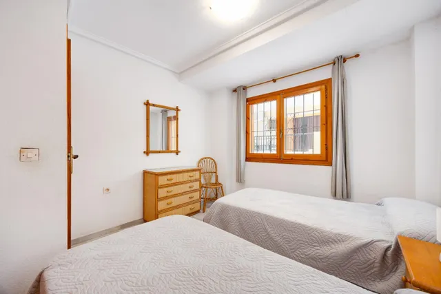 PLANTA BAJA DE 1 habitación + PARKING + PISCINA EN LA MATA — 19