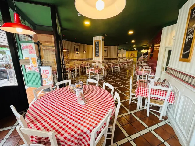 Ex. magnifico local comercial en zoco — 30