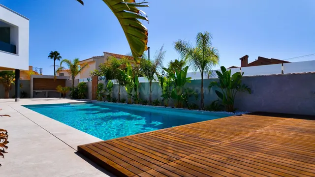 Villa 4 habitaciones 425m² en venta - Centro de la Ciudad Quesada — 4