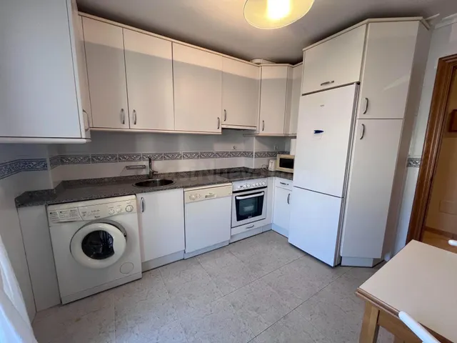GRAN PISO DE ESQUINA DE 3 DORMITORIOS CON GARAJE CERRADO OPC - foto 4
