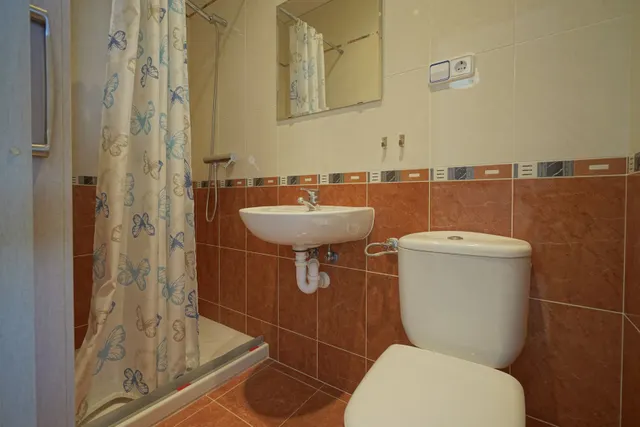 Villa 4 habitaciones 264m² en venta - Cucarres — 41