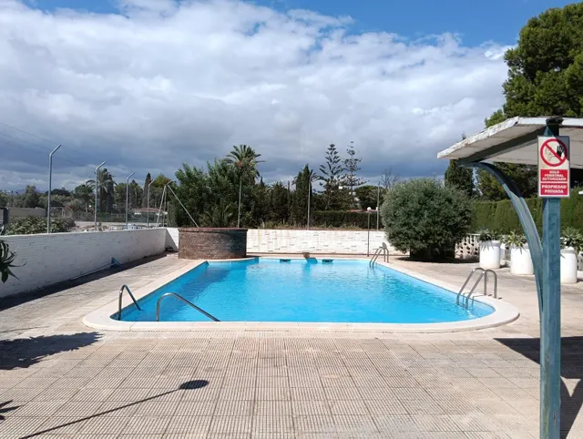 CHALET TRANQUILO  CON ENCANTO A 600 M DEL LYCEO FRANCES — 28