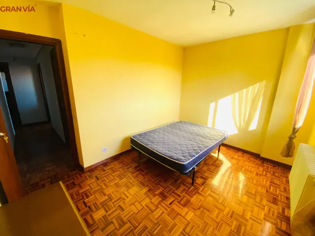 Amplio piso en venta en el centro de Logroño — 17