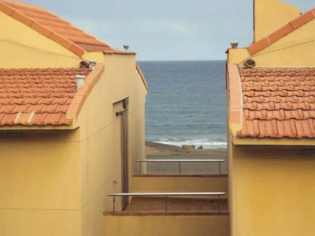 Medano vivienda 225 m2 construidos y terraza 75 m2. centrico y al lado del mar. — 6