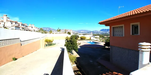 SE VENDE CHALET CON PARCELA DE 2450 M2 Y PISCINA PROPIA EN POLOP! SEVENDGROUP.COM! — 24