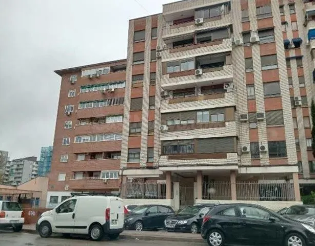 SE VENDE piso OKUPA en C Calle De Las Panaderas 6 de Fuenlab - foto 3