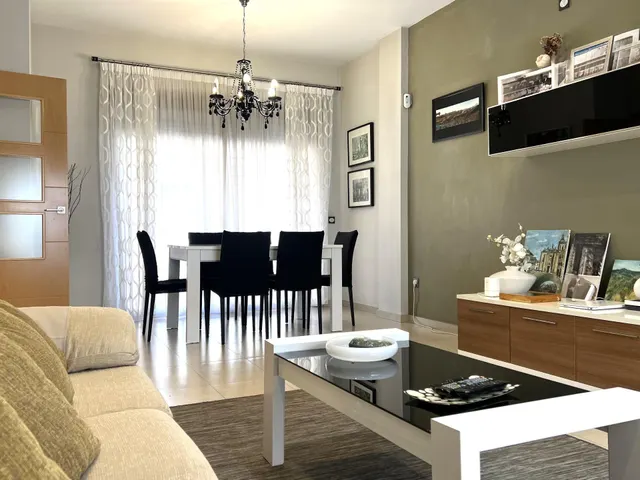 UNIFAMILIAR DE  DISEÑO EN VILLANUEVA DE LA SERENA — 6