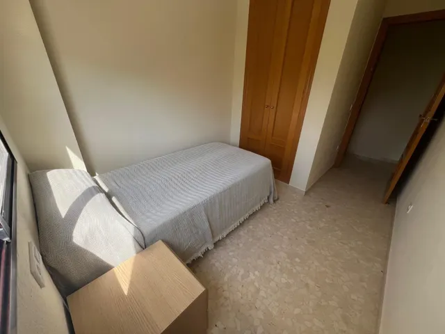 APARTAMENTO  ALQUILER TEMPORAL HASTA EL 30 DE JUNIO — 26