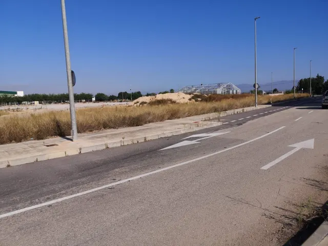 SUELO INDUSTRIAL EN DOLORES DE ALICANTE — 7