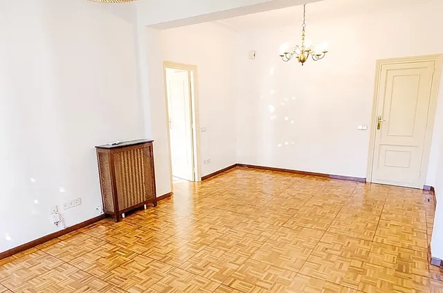 EXCELENTE PISO EXTERIOR EN VALLEHERMOSO, CHAMBERÍ (MADRID). - foto 3