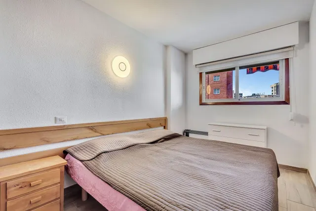Apartamento de 1 dormitorio en Benidorm — 8