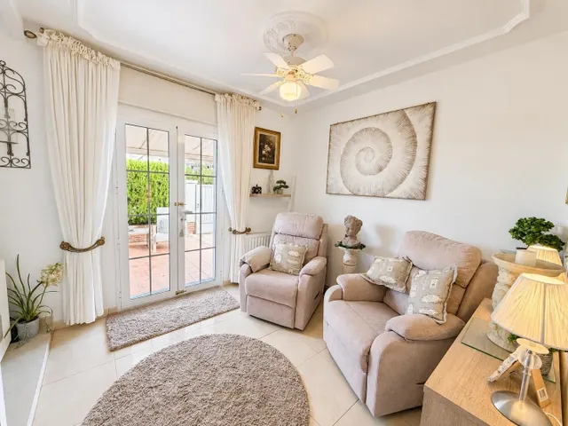 Villa 3 habitaciones en venta - Villamartín-Las Filipinas — 16