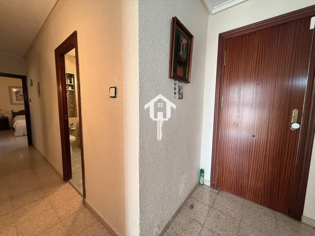 PISO EN VENTA EN ALICANTE. ZONA VIRGEN DEL REMEDIO.100m2, 3 habitaciones, 1 BAÑO, BALCÓN, CUARTA PLANTA CON ASCENSOR — 19