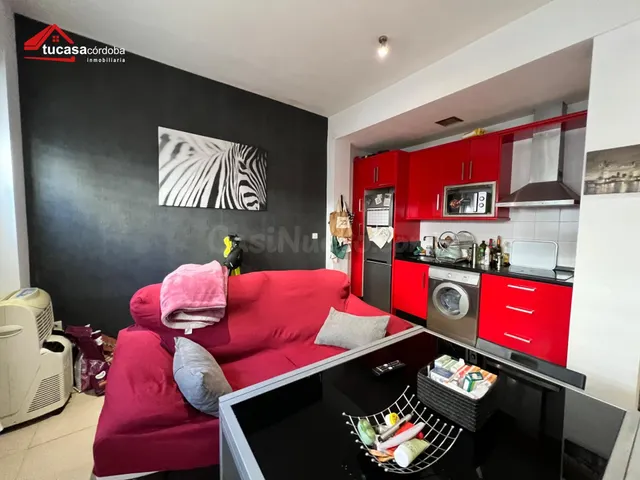 PLANTA BAJA JUNTO A RENFE | Patio Privado y Trastero de 20m2 - foto 3