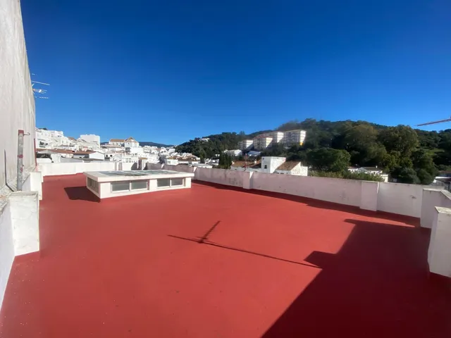 Oportunidad de Inversión y Vivienda en Ubicación Estratégica - foto 4