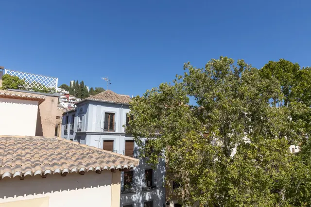 ¡CASA CON ENCANTO Y VISTAS EN PLENA PLAZA DE SANTO DOMINGO... EN EL EMBLEMÁTICO BARRIO DEL REALEJO! — 30