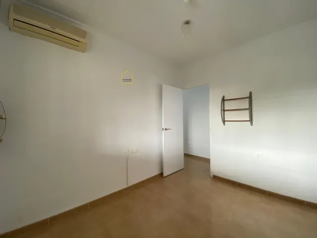 CASA LUMINOSA CON PARCELA A UN PASO DEL CENTRO — 15