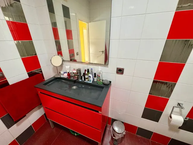Piso de 3 dormitorios en Altamira, en pleno centro de Almería — 15