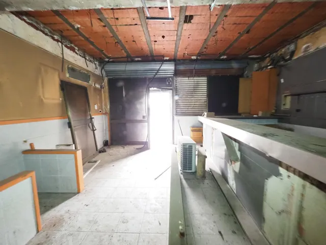 SE VENDE LOCAL COMERCIAL EN GRANOLLERS — 8