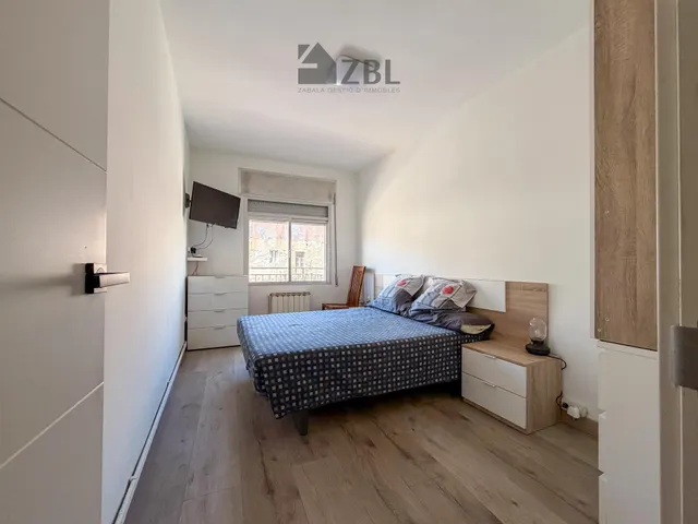 PISO EXTERIOR DE 90 m2 CON TERRAZA, BALCÓN Y VISTAS DESPEJADAS EN SANTPEDOR — 9