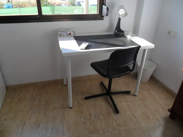 PISO REFORMADO PARA ESTUDIANTES — 23