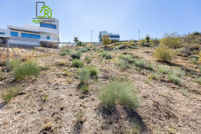 Parcela residencial con proyecto y licencia para construir ya — 4