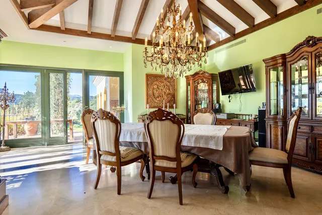Chalet 6 habitaciones 980m² en venta - Costa del Sol — 8