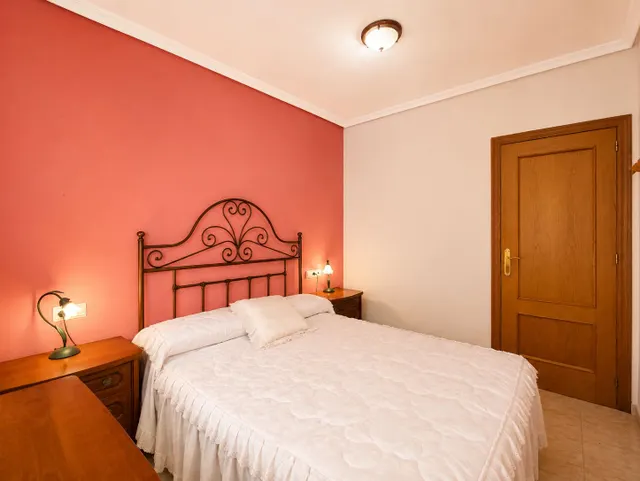 Apartamento 2 habitaciones 67m² en venta - Estacion de autobuses — 31