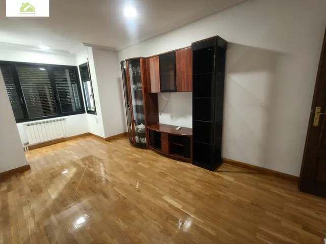 Piso en alquiler en avenida portugal de 4 dormitorios con garaje y trastero — 6