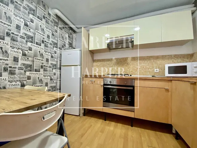 Para entra a vivir, un piso luminoso en  Barcelona ( Nou de Rambla ), — 21