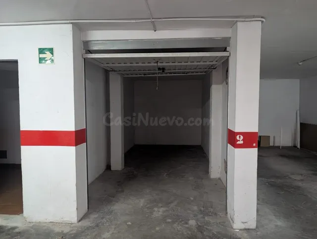 Amplio Parking en Venta en Alzira - foto 3